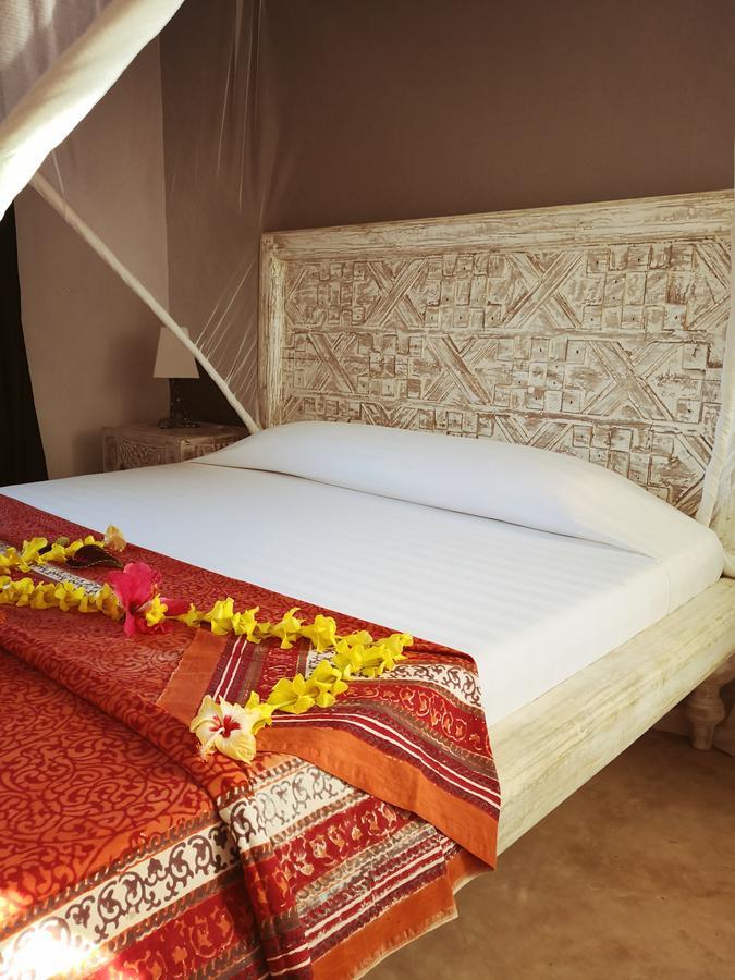 Nyumba Ya Afrika Bed & Breakfast Watamu Exterior photo